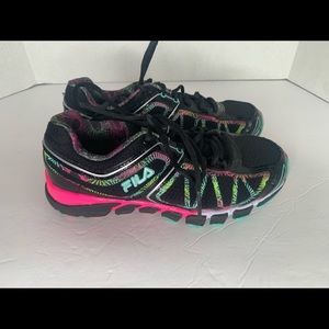 FILA women’s athletic shoes size 7, cool max